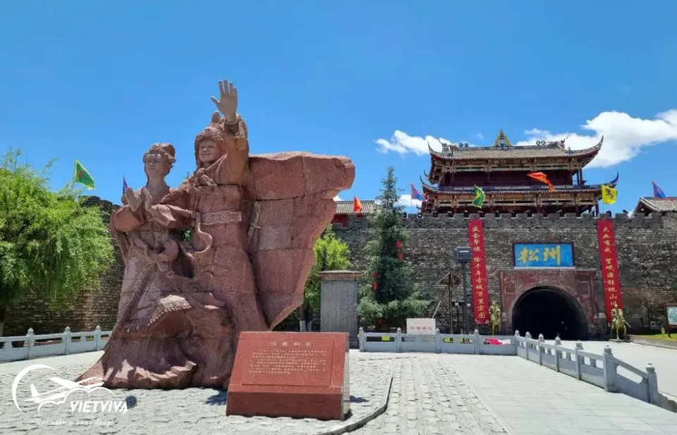 THÀNH CỔ TÙNG PHAN
