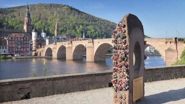 Chiêm ngưỡng vẻ đẹp đầy hấp dẫn của Cầu Cũ Heidelberg