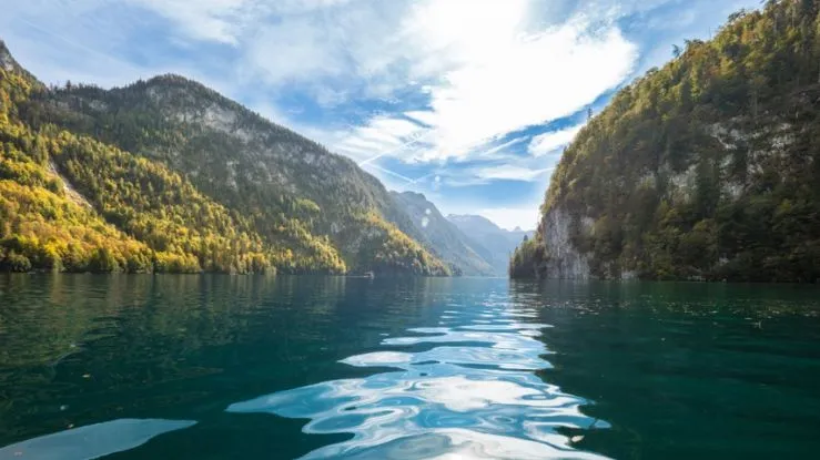Ngắm nhìn khung cảnh hồ Kings - Bavaria mênh mông, rộng lớn