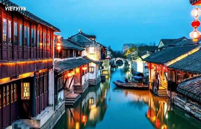 Nên du lịch trấn cổ Châu Trang vào mùa nào