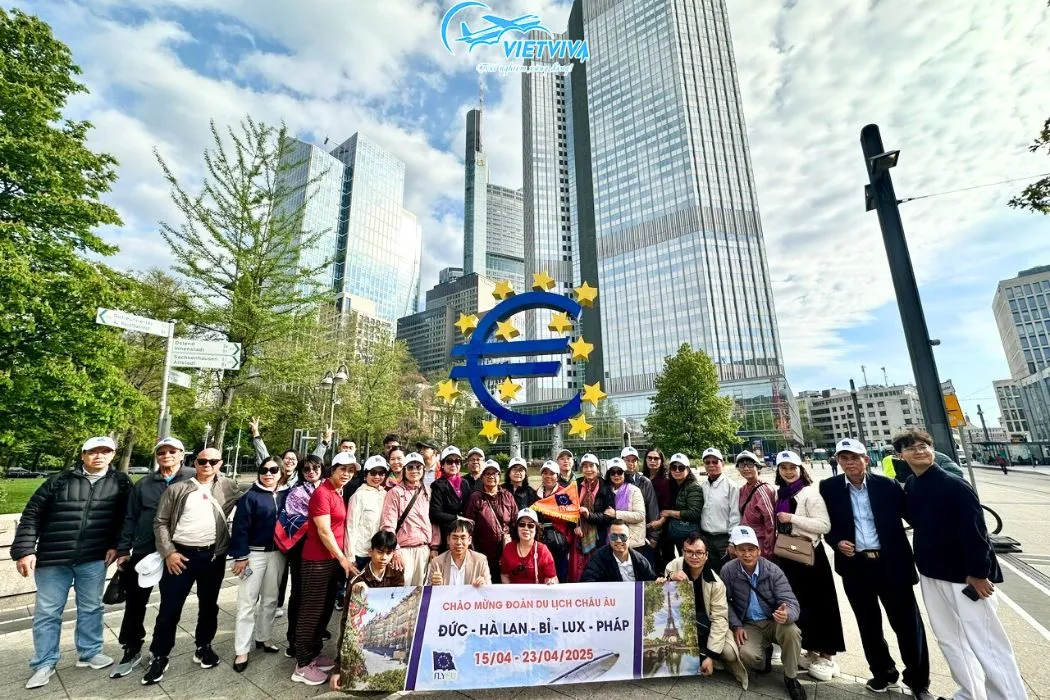 Đoàn châu Âu 9 ngày 8 đêm: 5 nước Tây Âu (15 – 23/04/2025), ảnh 1/7