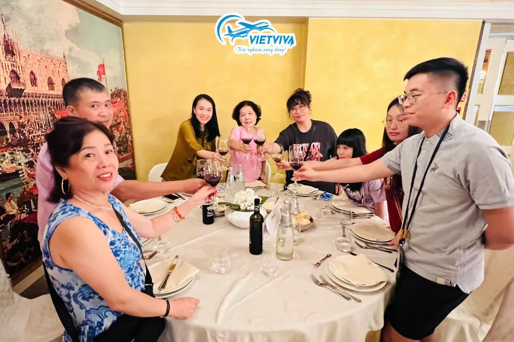 Đoàn Tây Âu 12 ngày 11 đêm: Đức – Áo – Ý – Thụy Sĩ – Pháp (khởi hành 20/6 – 31/7/2025), ảnh 2/8
