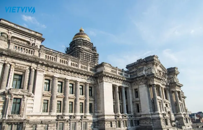Tòa án tối cao Palais de Justice