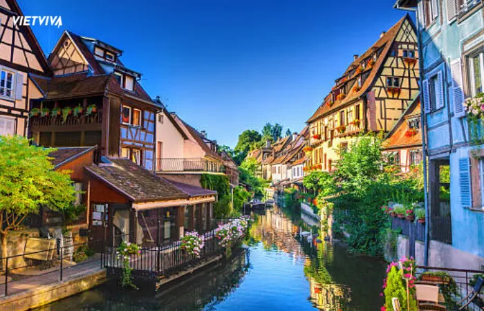 Vẻ đẹp say đắm lòng người của dòng kênh Petit Venice