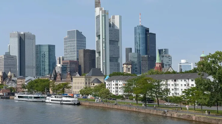 Thời điểm du lịch Frankfurt tuyệt vời nhất là cuối mùa xuân và đầu mùa thu