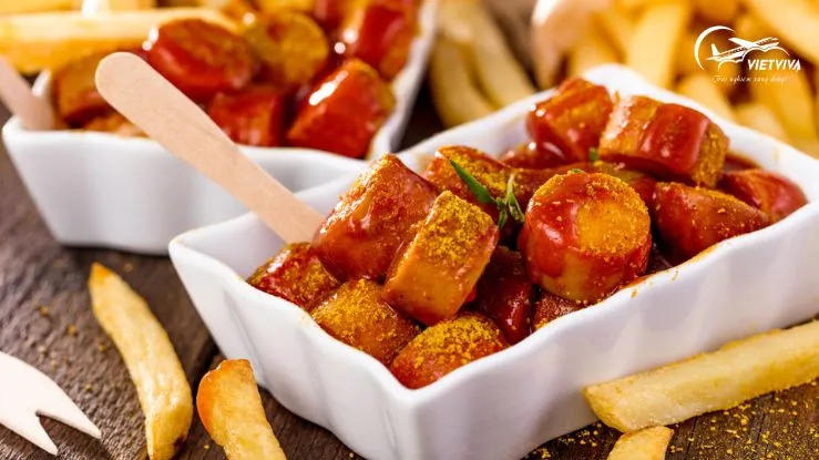 Currywursr - món xúc xích trứ danh tại Đức