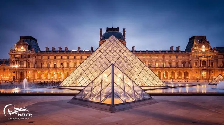 Giới thiệu viện bảo tàng Louvre