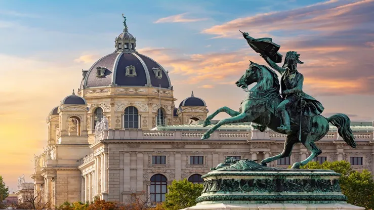 Vienna (Viên) là thủ đô, thành phố lớn nhất nước Áo
